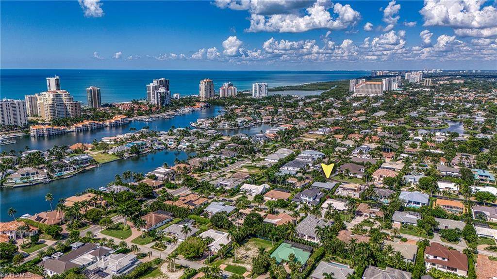 516 Neapolitan Ln - Photo 1