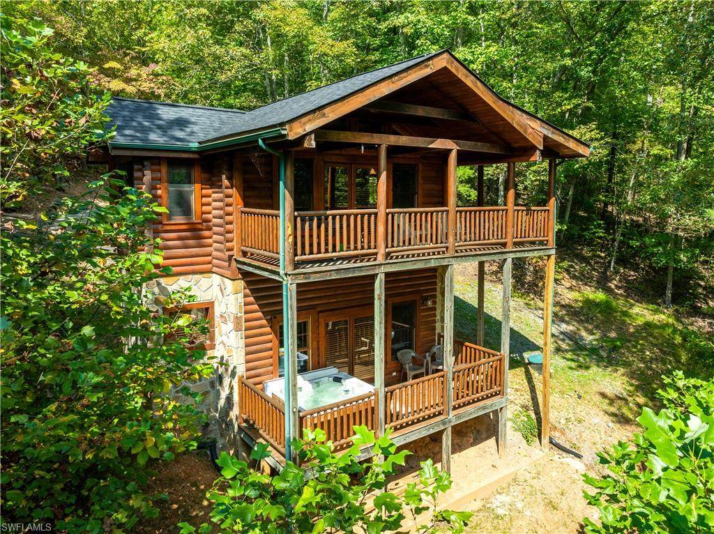 4062 Chamberlain Ln - Photo 1