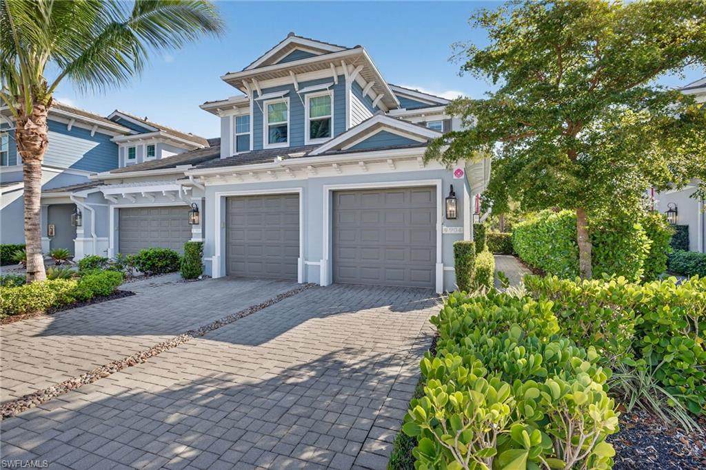 2554 Seychelles Dr - Photo 1