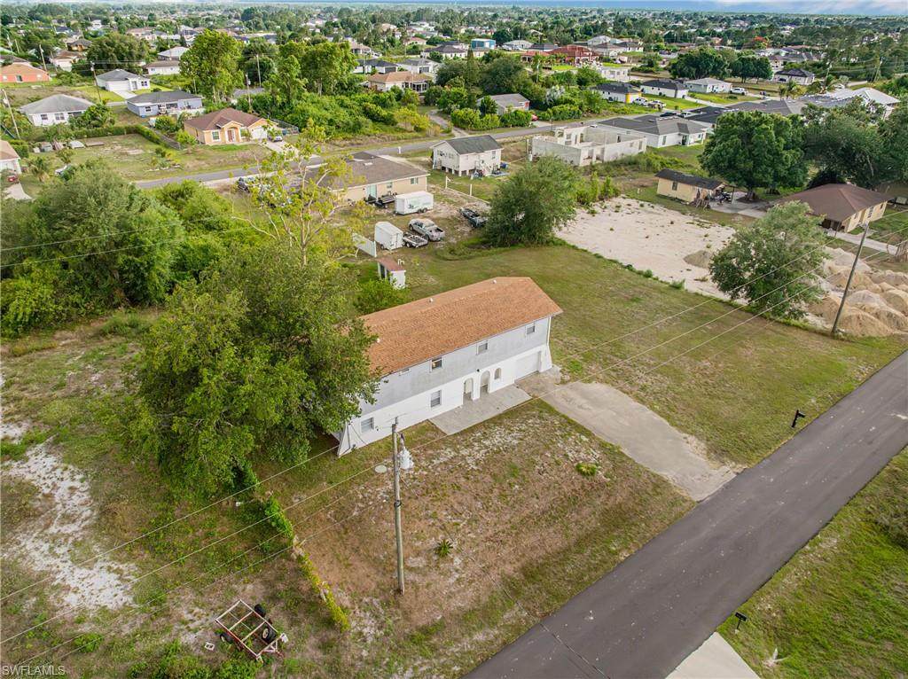 3303 6th St - Photo 1