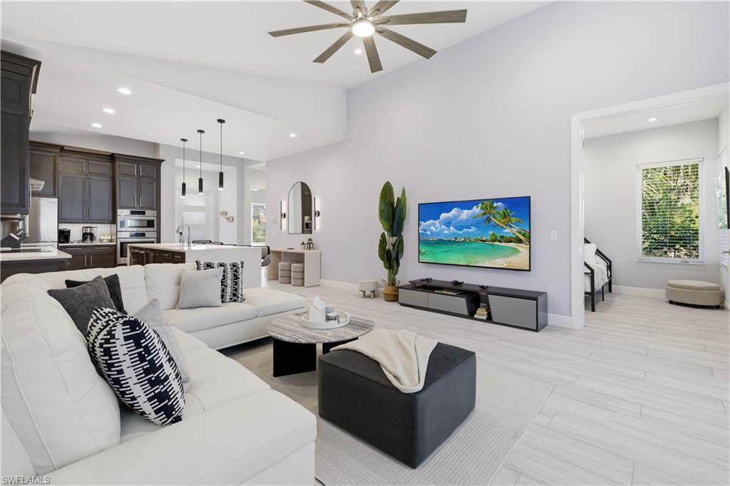 711 91st Ave - Photo 1