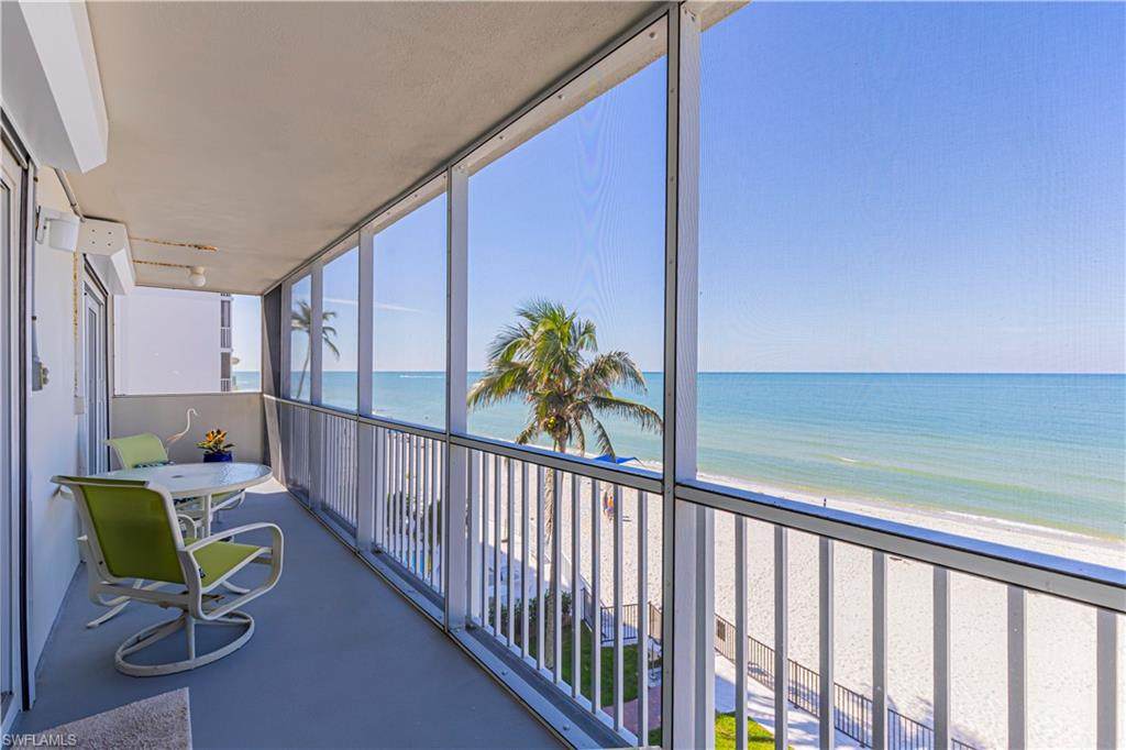 1977 Gulf Shore Blvd - Photo 1