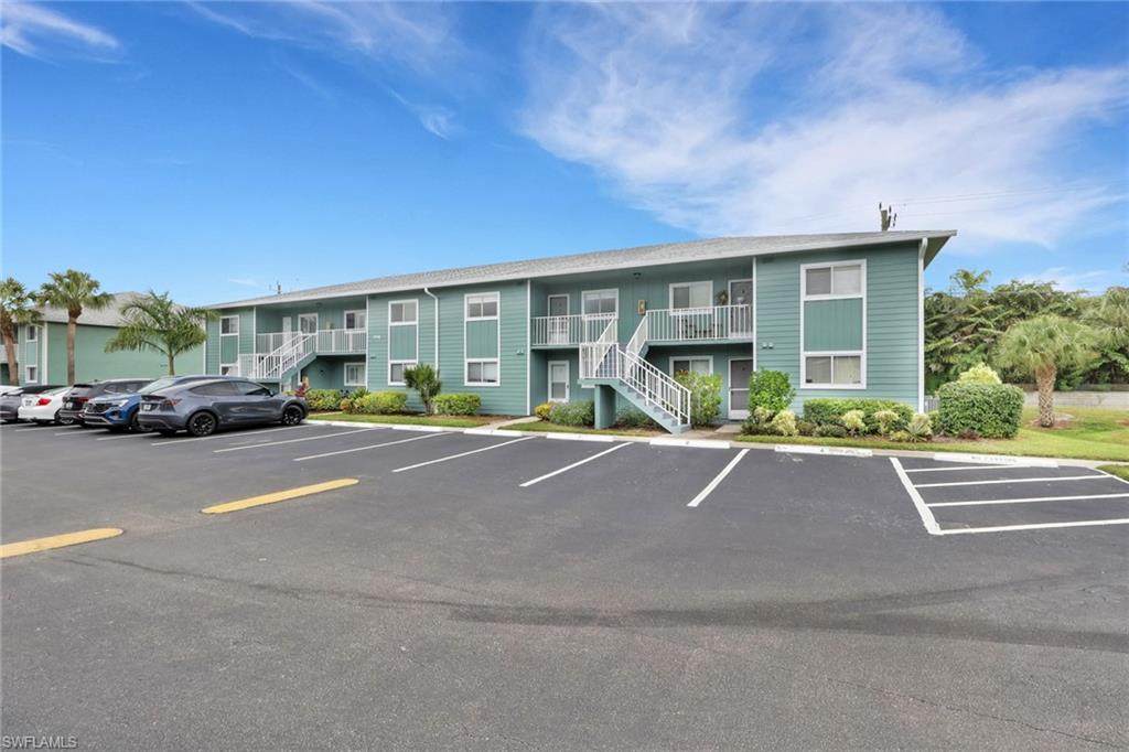 146 Cypress Way - Photo 1