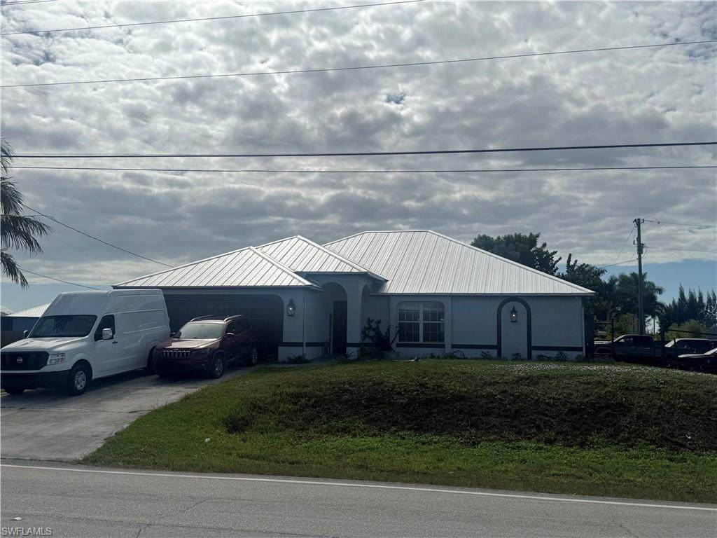 1818 Embers Pkwy - Photo 1