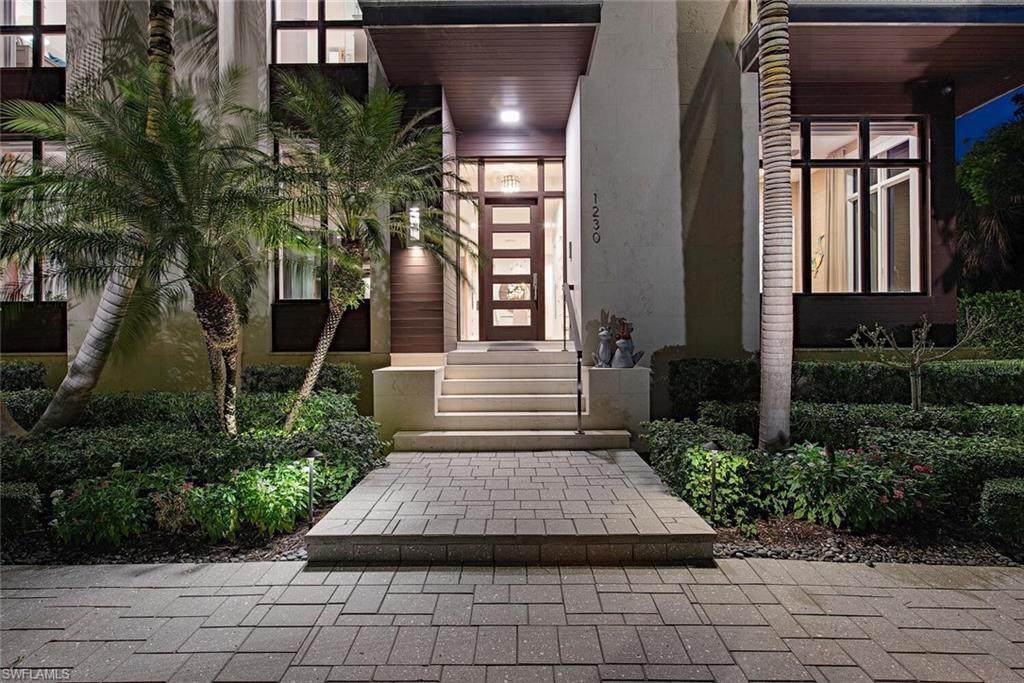 1230 Gulf Shore Blvd - Photo 1