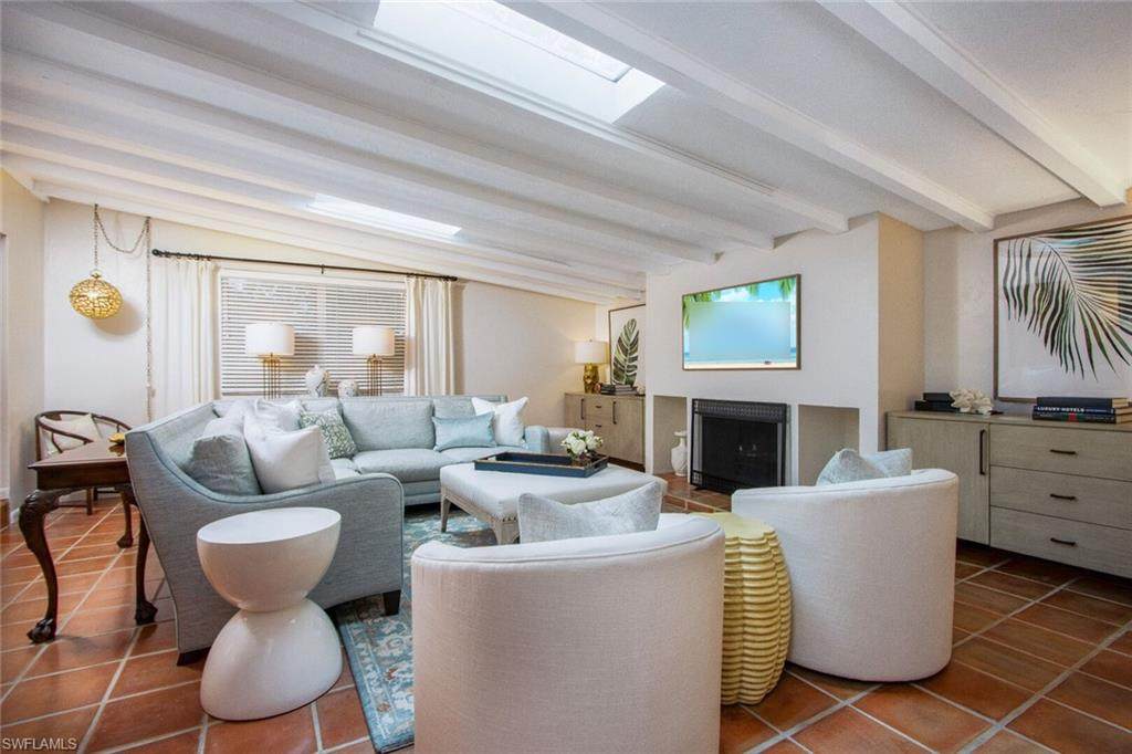 359 2nd Ave - Photo 1