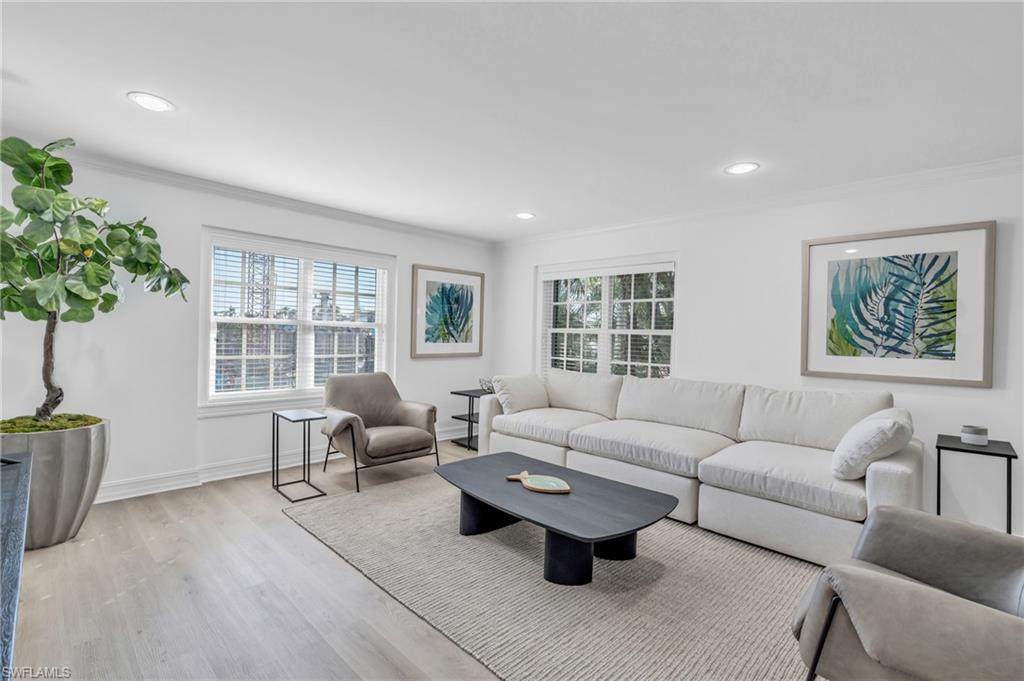 271 Broad Ave - Photo 1