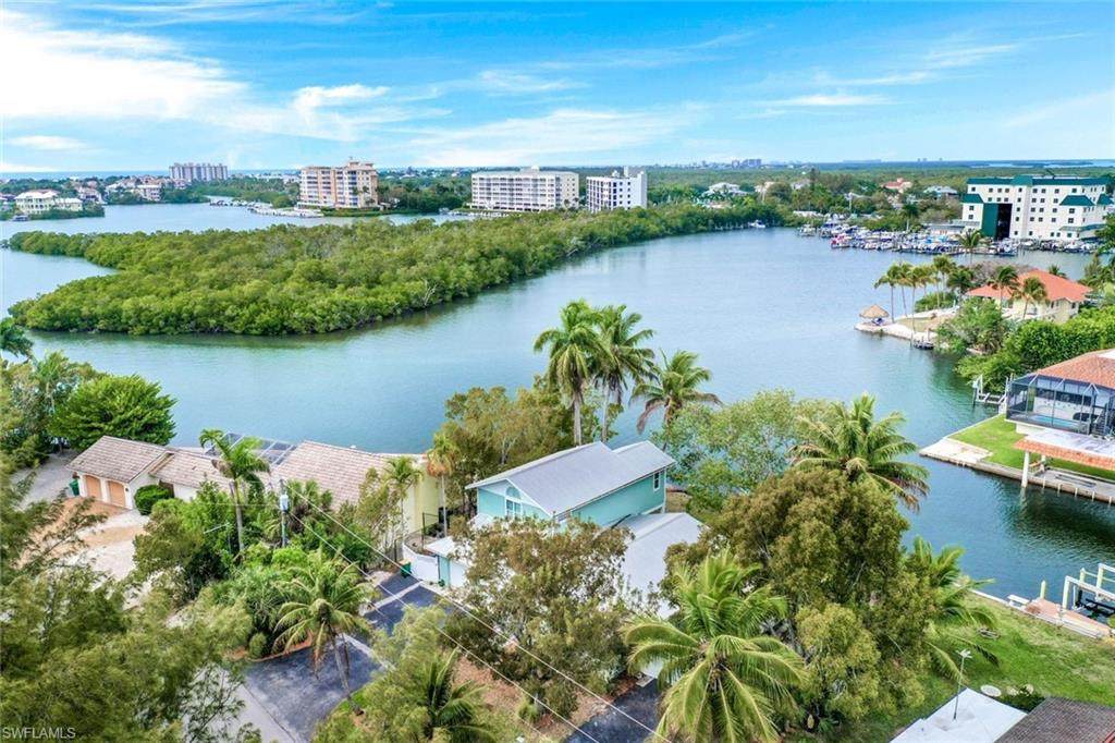 249 3rd St - Photo 1