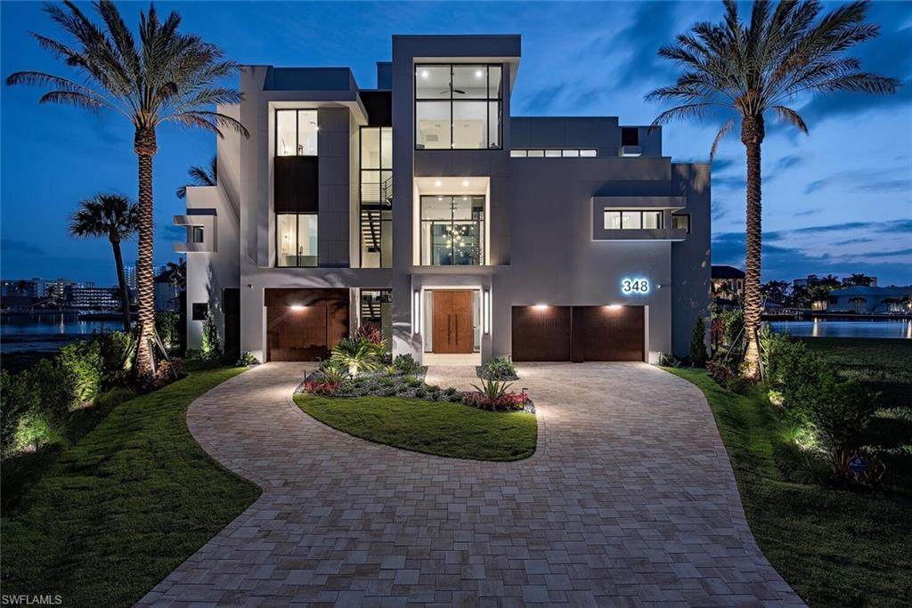 348 Seagull Ave - Photo 1