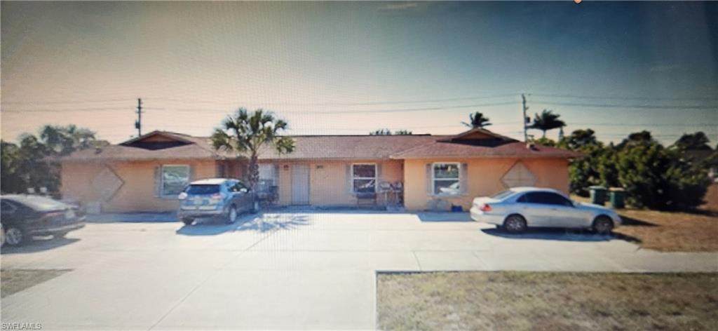 5400 Golden Gate Pkwy - Photo 1