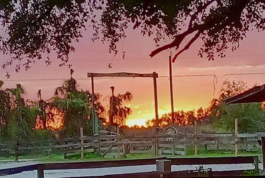 23261 Tuckahoe Rd - Photo 1