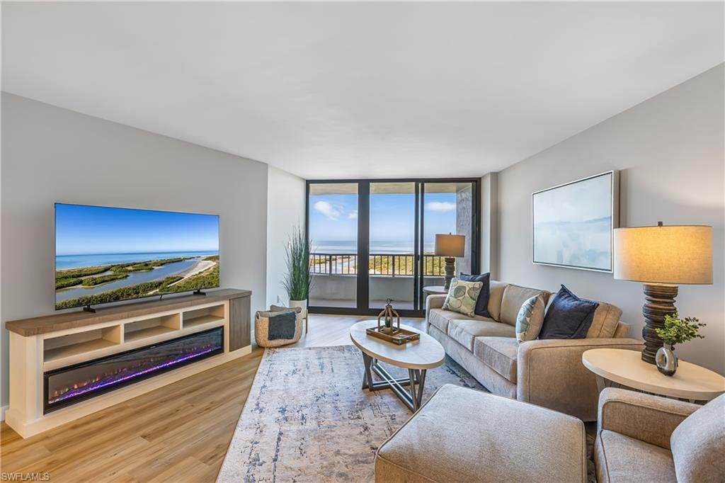 440 Seaview Ct - Photo 1
