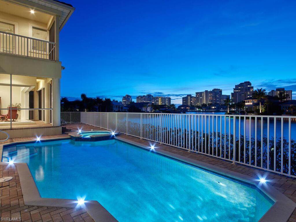 4419 Crayton Rd - Photo 1