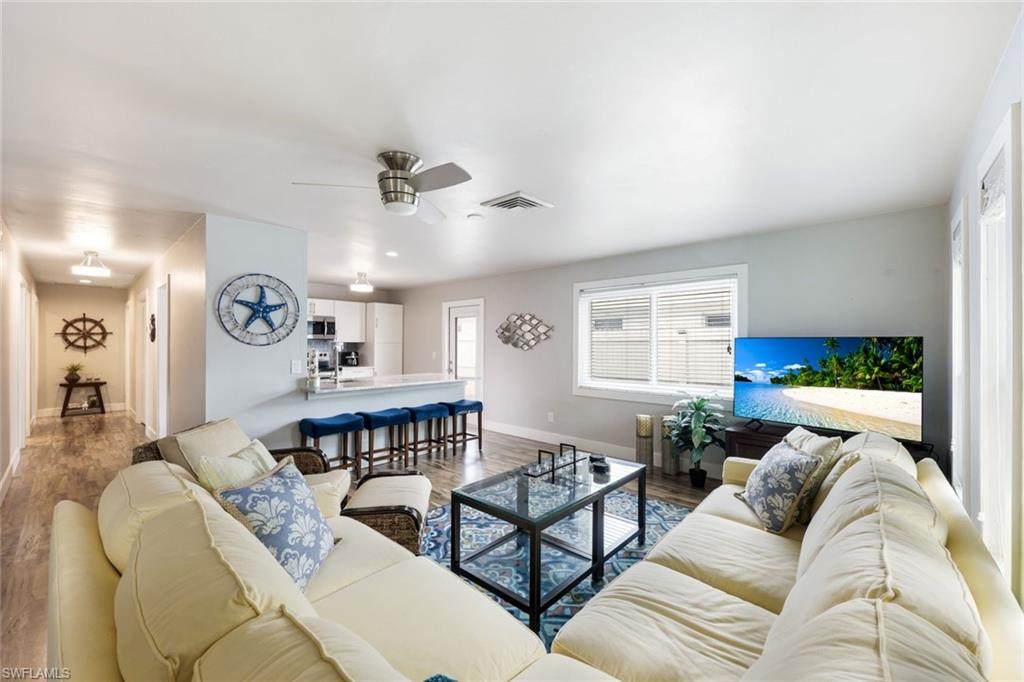 645 101st Ave - Photo 1