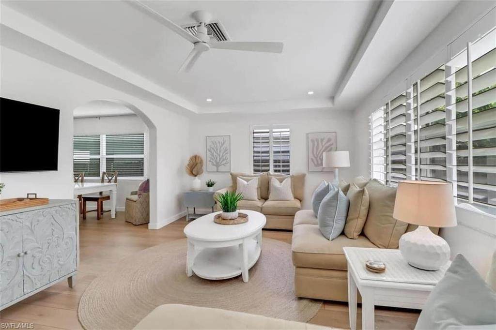 1097 Frank Whiteman Blvd - Photo 1