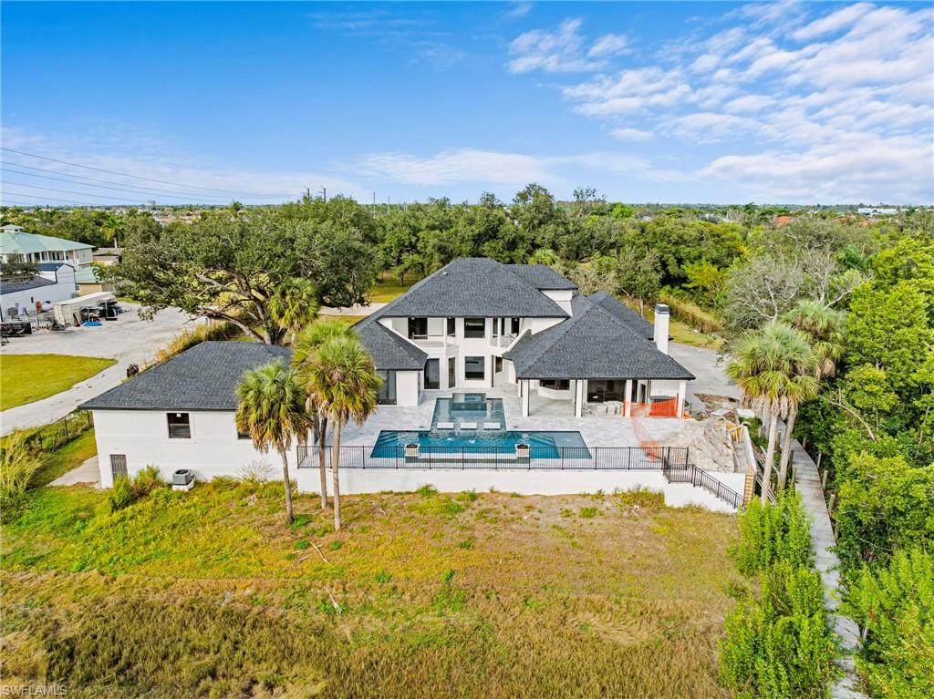 5461 Park Rd - Photo 1