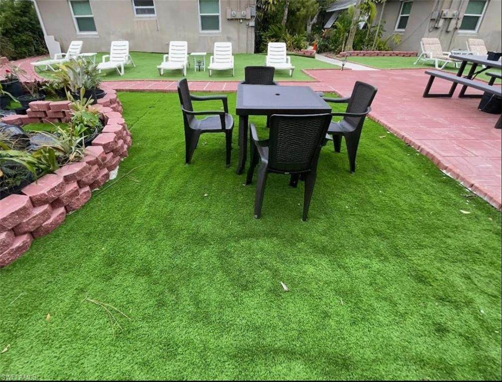 1136 Michigan Ave - Photo 1