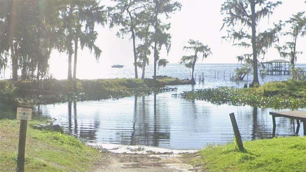 338 Riviera Dr - Photo 1