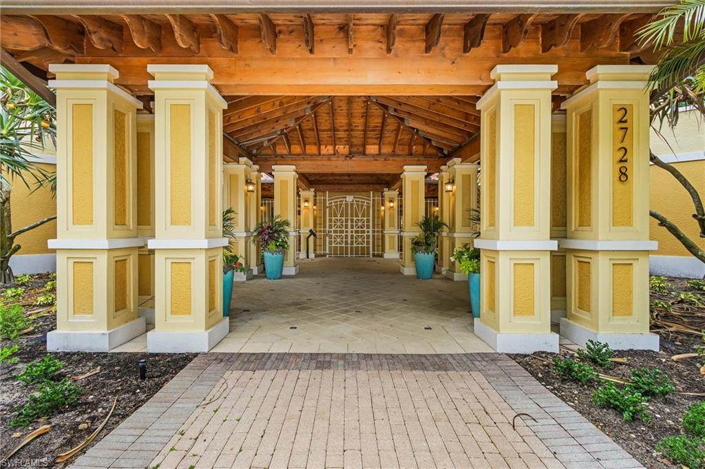 2728 Tiburon Blvd - Photo 1