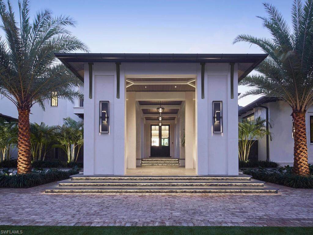 https://bt-photos.global.ssl.fastly.net/naples/orig_boomver_1_226000154-2.jpg
