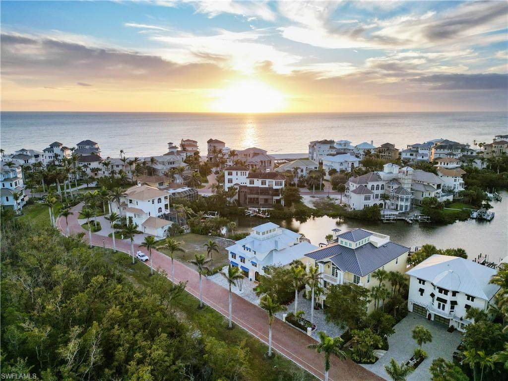 237 Bayfront Dr - Photo 1