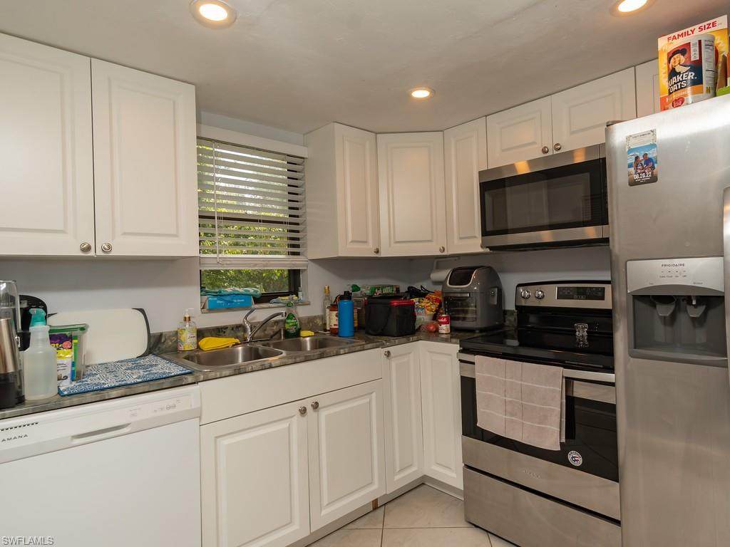 1480 Green Valley Cir - Photo 1
