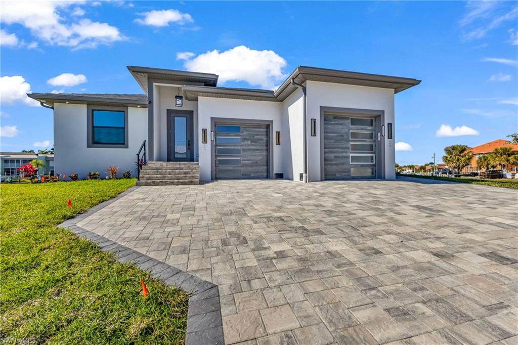 1323 Wesley Dr - Photo 1