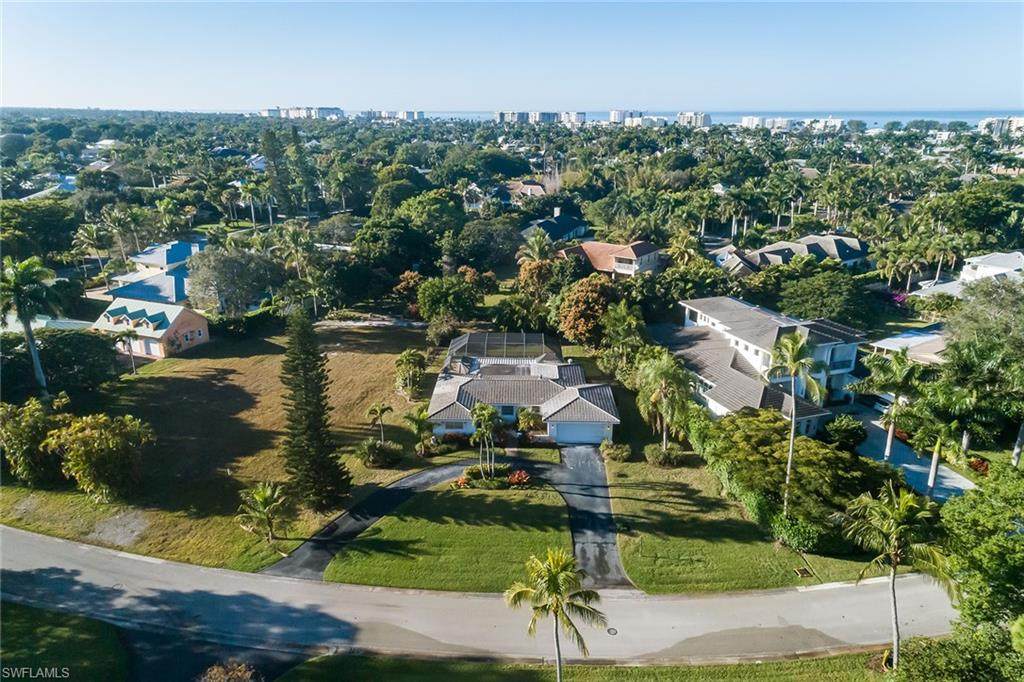 700 Bow Line Dr - Photo 1