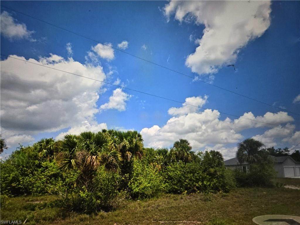 8047 Sherwood Cir - Photo 1