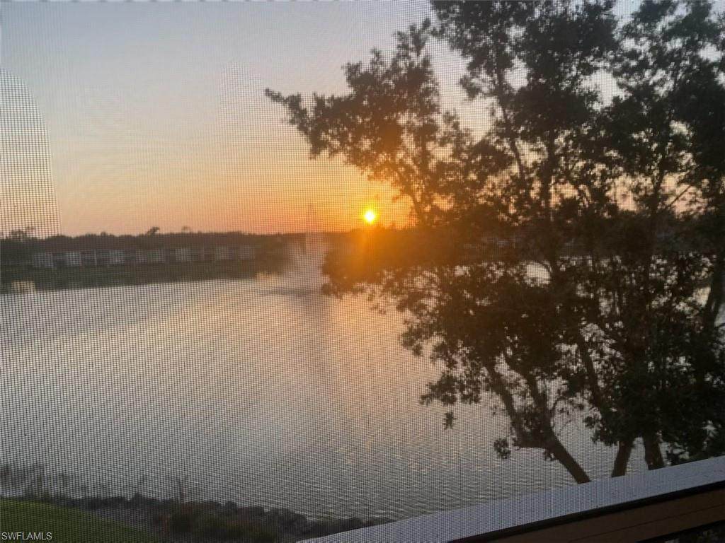 2730 Cypress Trace Cir - Photo 1