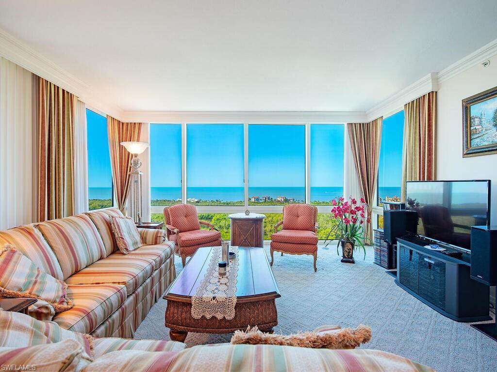 7515 Pelican Bay Blvd - Photo 1