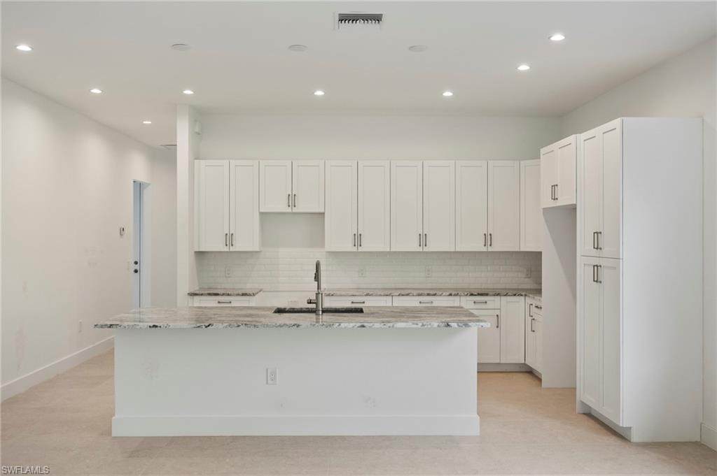 https://bt-photos.global.ssl.fastly.net/naples/orig_boomver_1_226003930-2.jpg