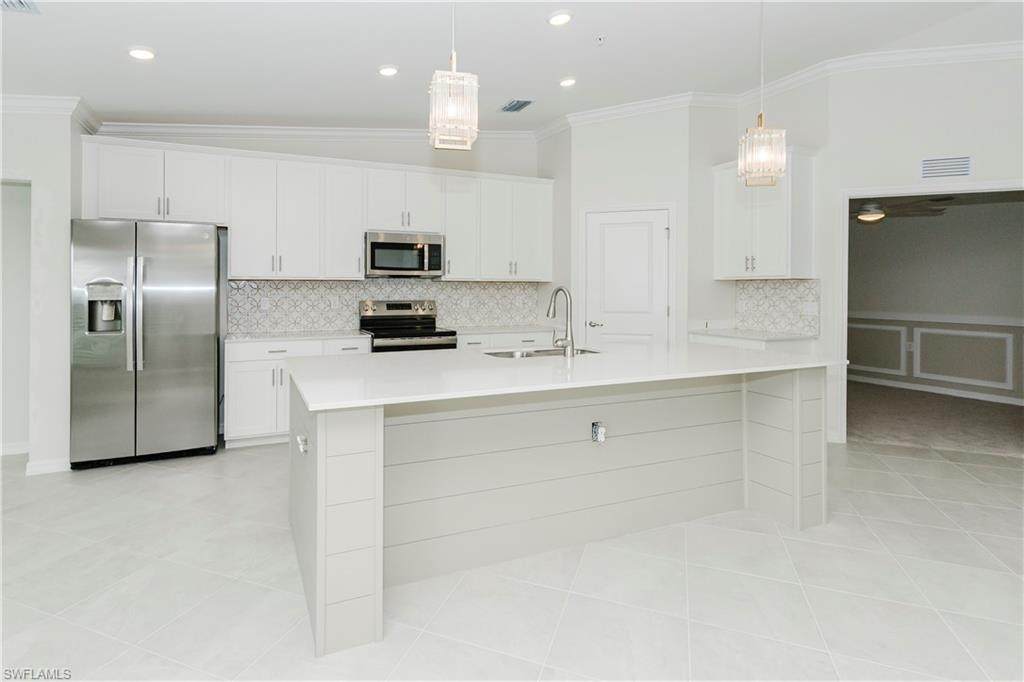 5428 Double Eagle Cir - Photo 1