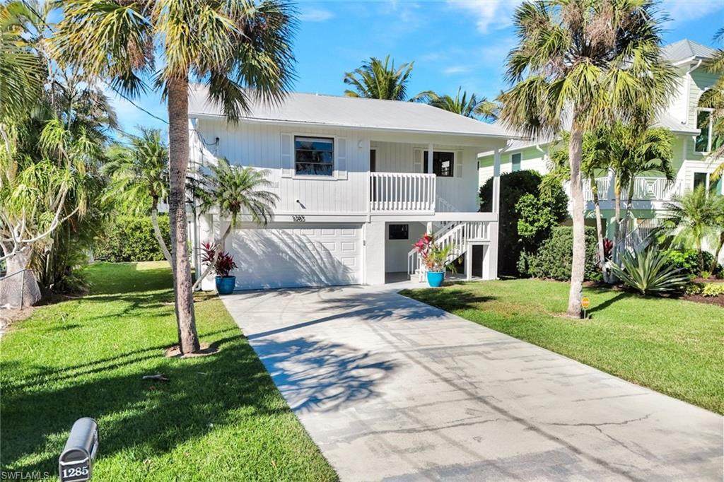 1285 Grand Canal Dr - Photo 1