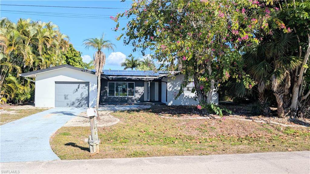 5279 Stratford Ct - Photo 1