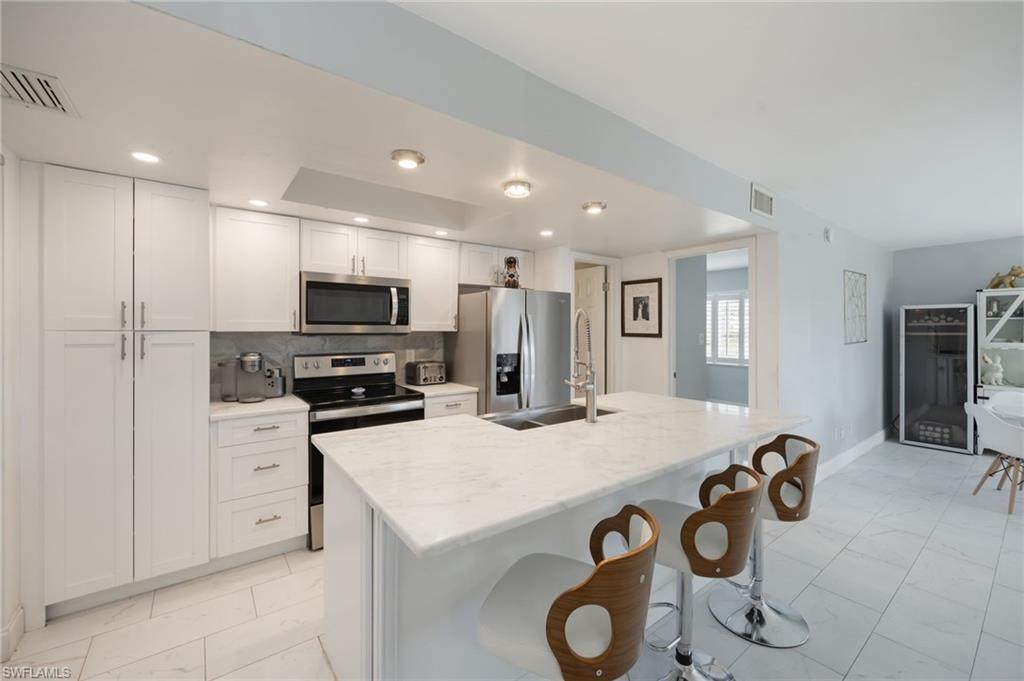 232 Palm Dr - Photo 1