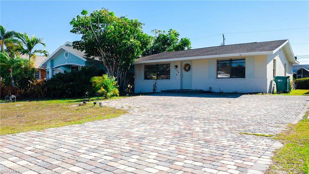 814 109th Ave - Photo 1