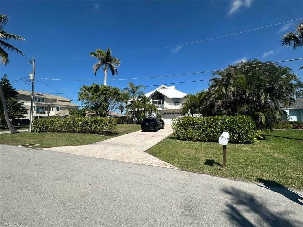405 Cristobal St - Photo 1