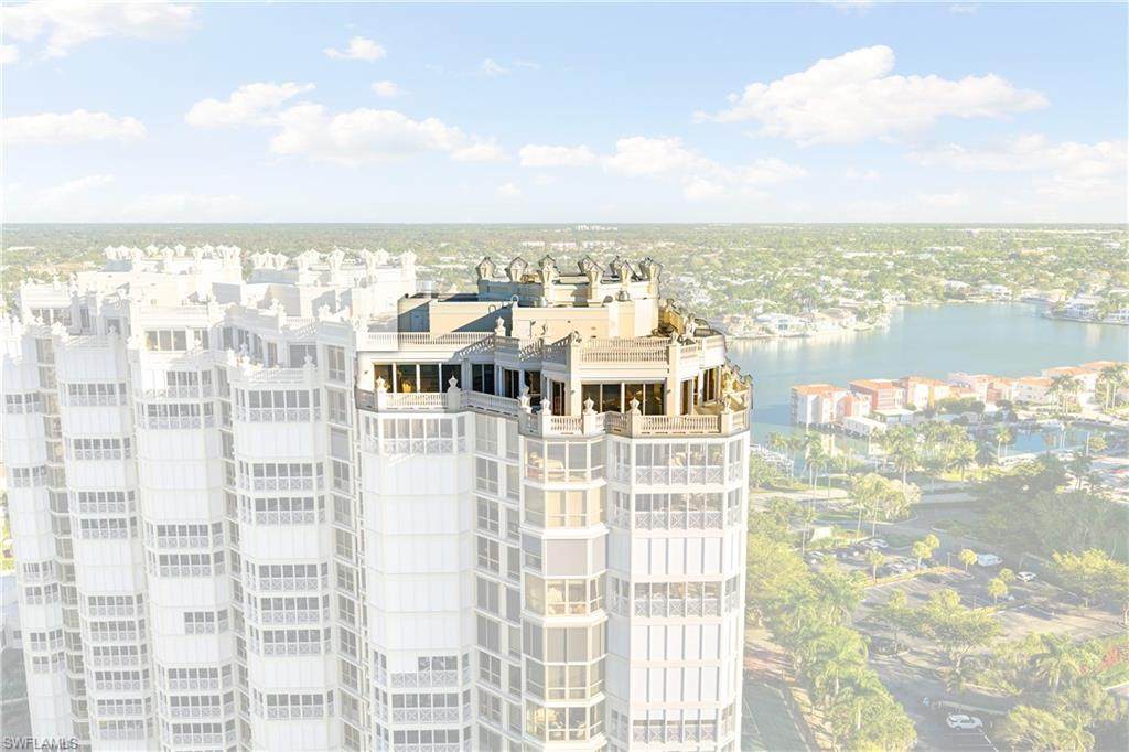 4021 Gulf Shore Blvd - Photo 1