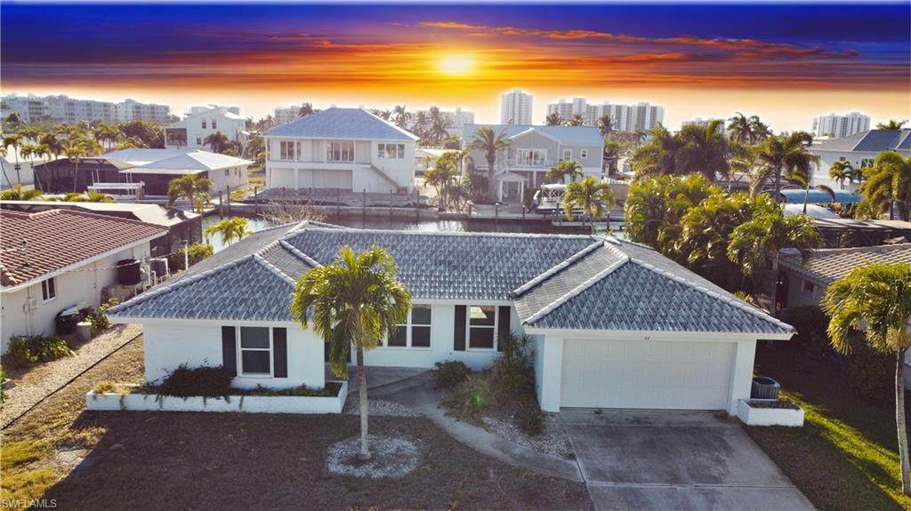 22 Bayview Blvd - Photo 1