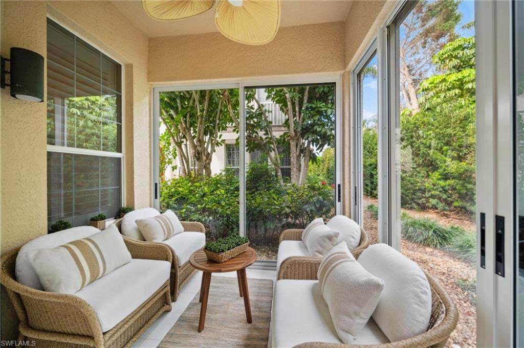261 Colonade Cir - Photo 1