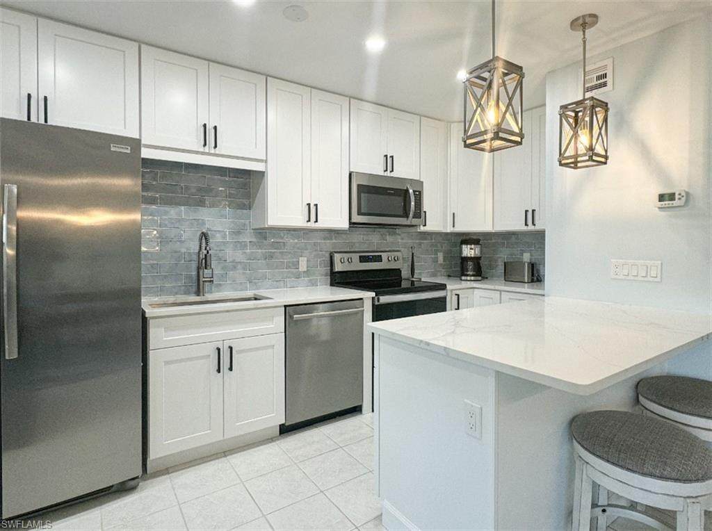 788 Park Shore Dr - Photo 1