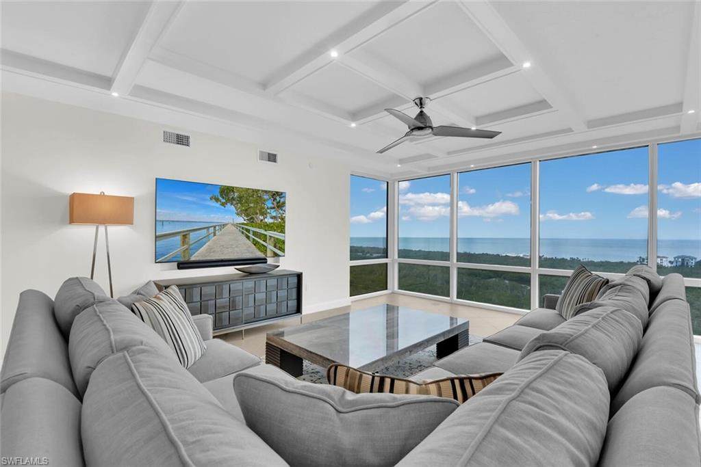 7515 Pelican Bay Blvd - Photo 1