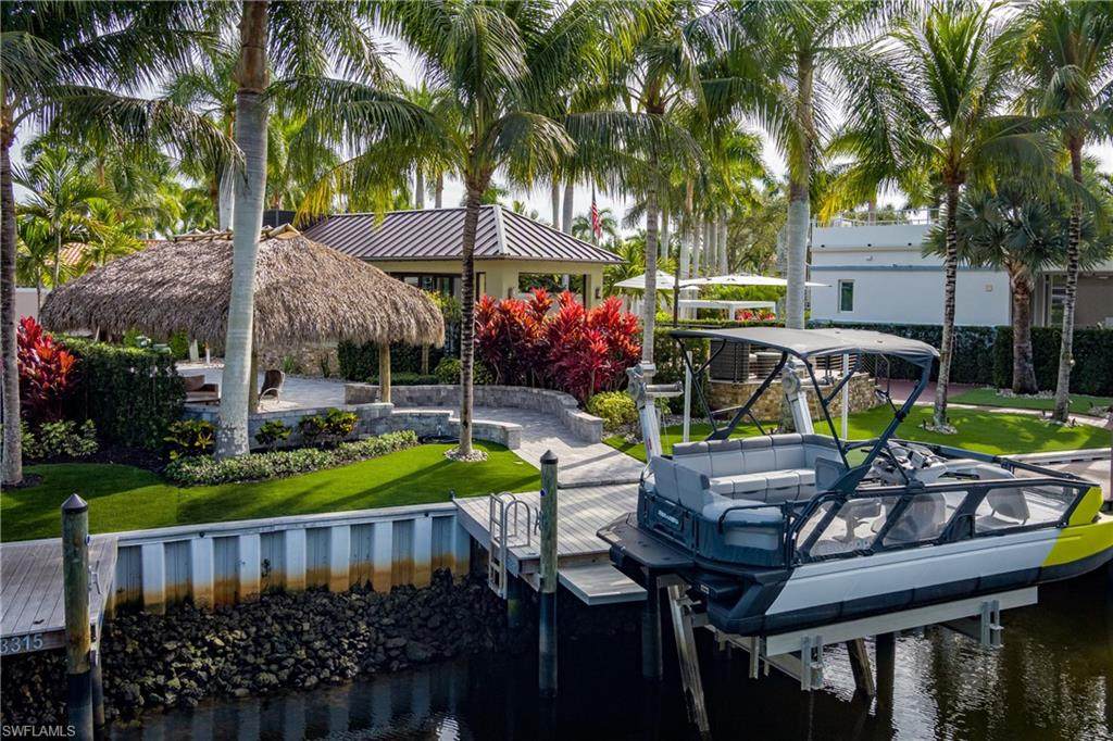 13319 Snook Cir - Photo 1