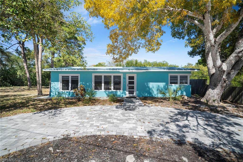 47 River Ct - Photo 1
