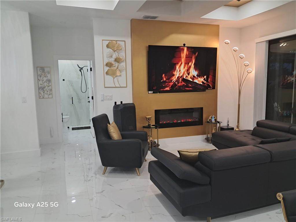 https://bt-photos.global.ssl.fastly.net/naples/orig_boomver_1_226007916-2.jpg