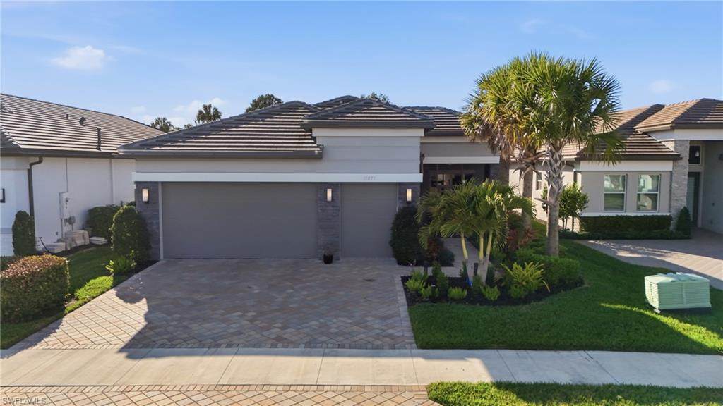 11871 Gardenia Ave - Photo 1