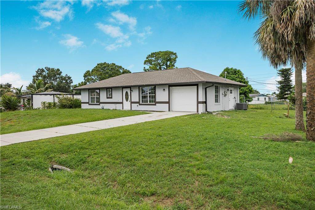 803 Monroe Dr - Photo 1