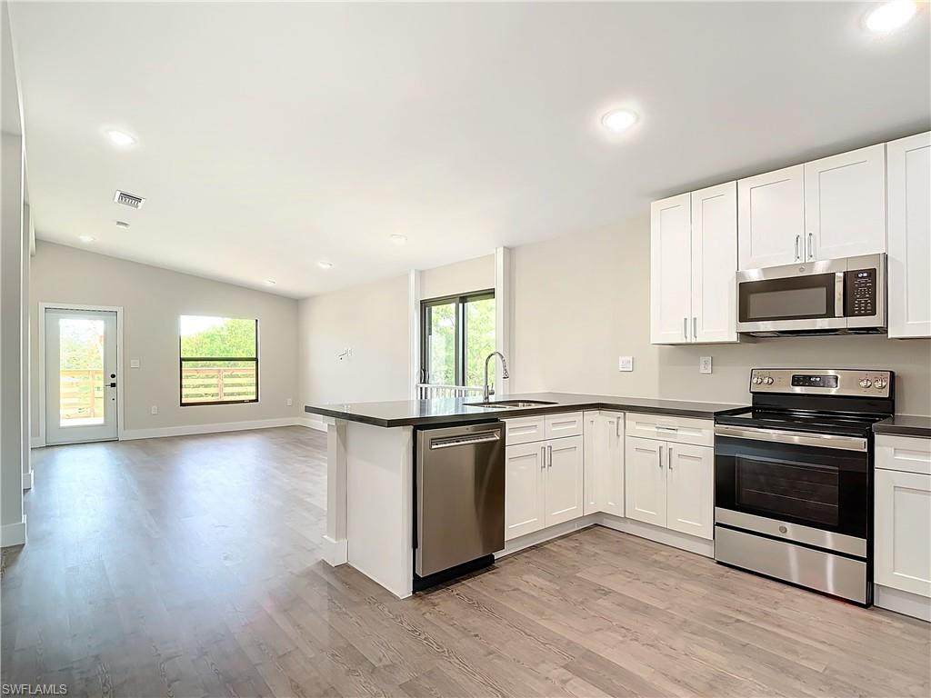 2505 Storter Ave - Photo 1