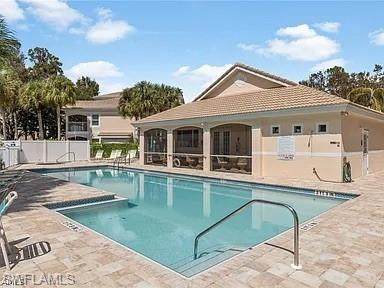 1096 Woodshire Ln - Photo 1